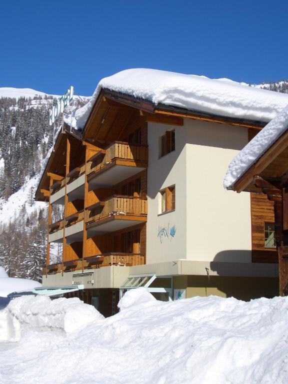 Hotel Ahorni Oberwald Exteriér fotografie